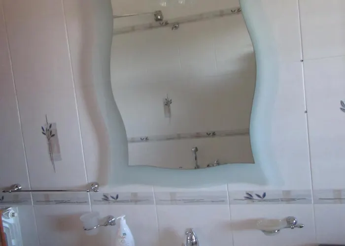 Casa Vacanze Europa Apartmán Geraci Siculo